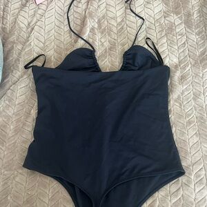 Aritzia halter topish body suit - worn once